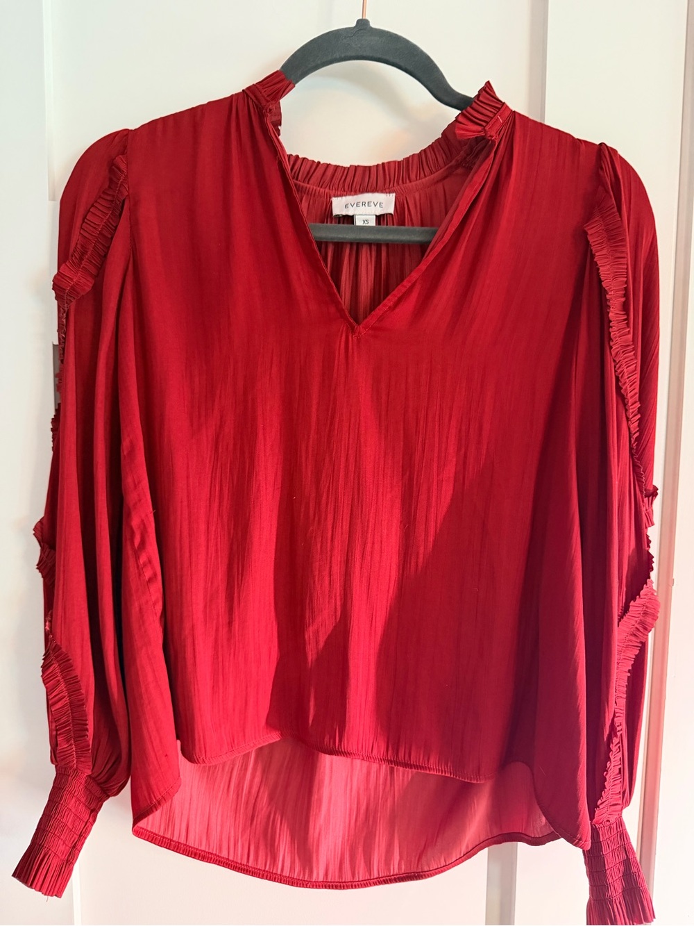 Evereve Crimson Ruffle-Trim V-Neck Blouse
